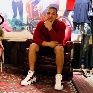 Meet your Posher, Arnold